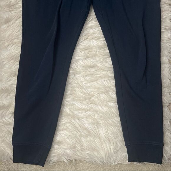 Gymshark Crest Jogger - Picture 9 of 13